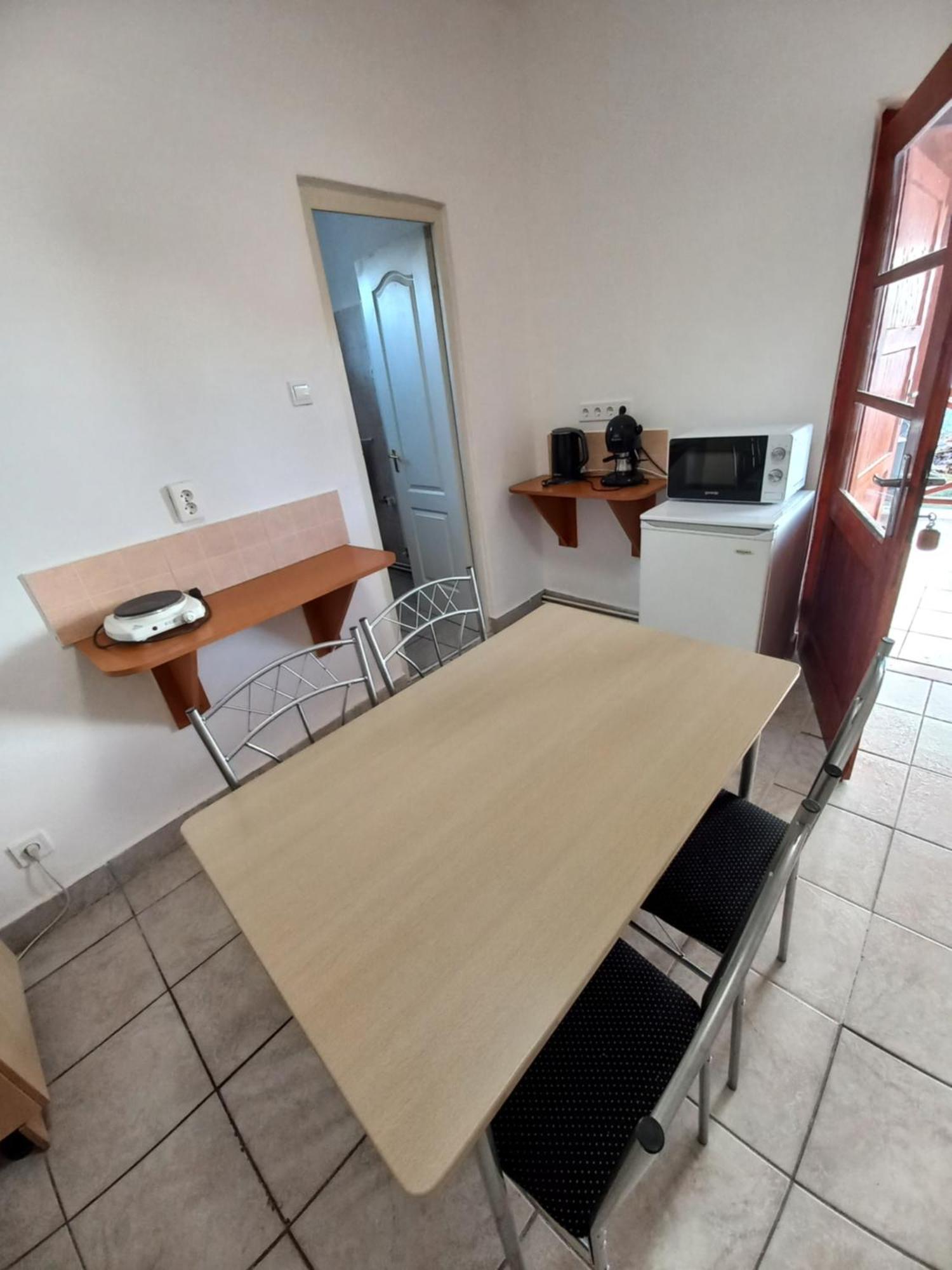 Aquatherma Apartman Sarospatak Exterior photo